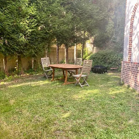 Maison Voltaire Privatunterkunft *